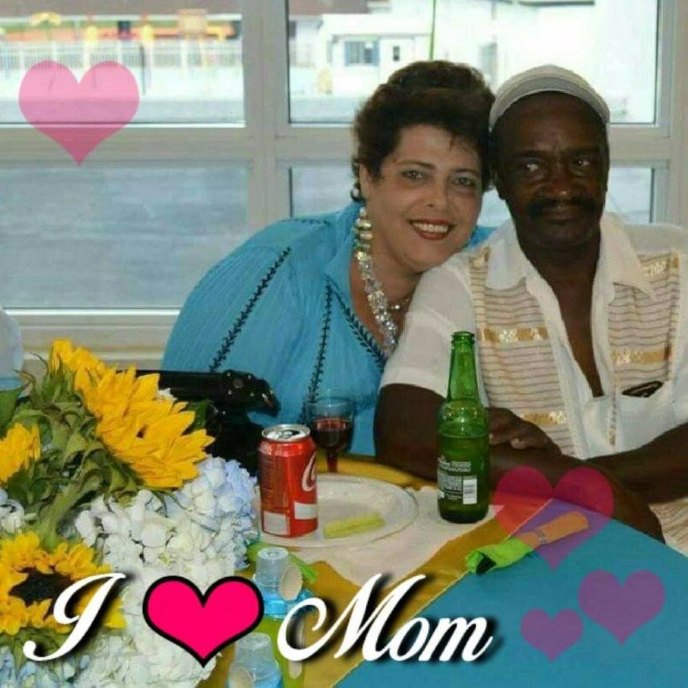 Meet your Posher, Ivette .m